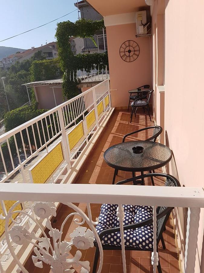 Adriatic Apartments Trogir Exterior photo